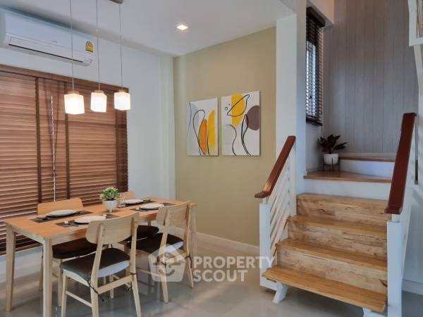 picture 3-BR Semi-detached House in Surasak (ID 2233033) - 3/8