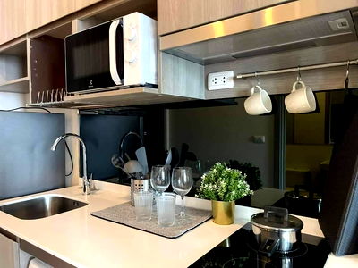 เช่าคอนโด ม.กรุงเทพ กล้วยน้ำไท : เช่าคอนโด Knightsbridge Prime Onnut/ไนท์บริดจ์ ไพร์ม อ่อนนุช (E6808025) ID Line : @condo101