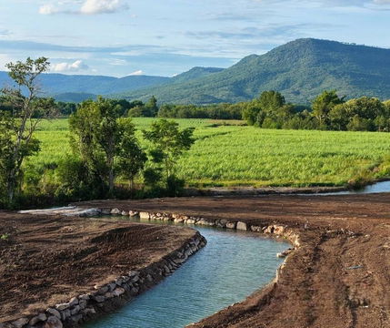ขายที่ริมน้ำ วิวเขา วังไทร คลองม่วง ปากช่อง ที่ติดน้ำ ใกล้ภูเขา วิวเขาล้อมรอบ วิวเขายายเที่ยง นครราชสีมา น้ำไฟพร้อม ใกล้ my ozone 0879074045