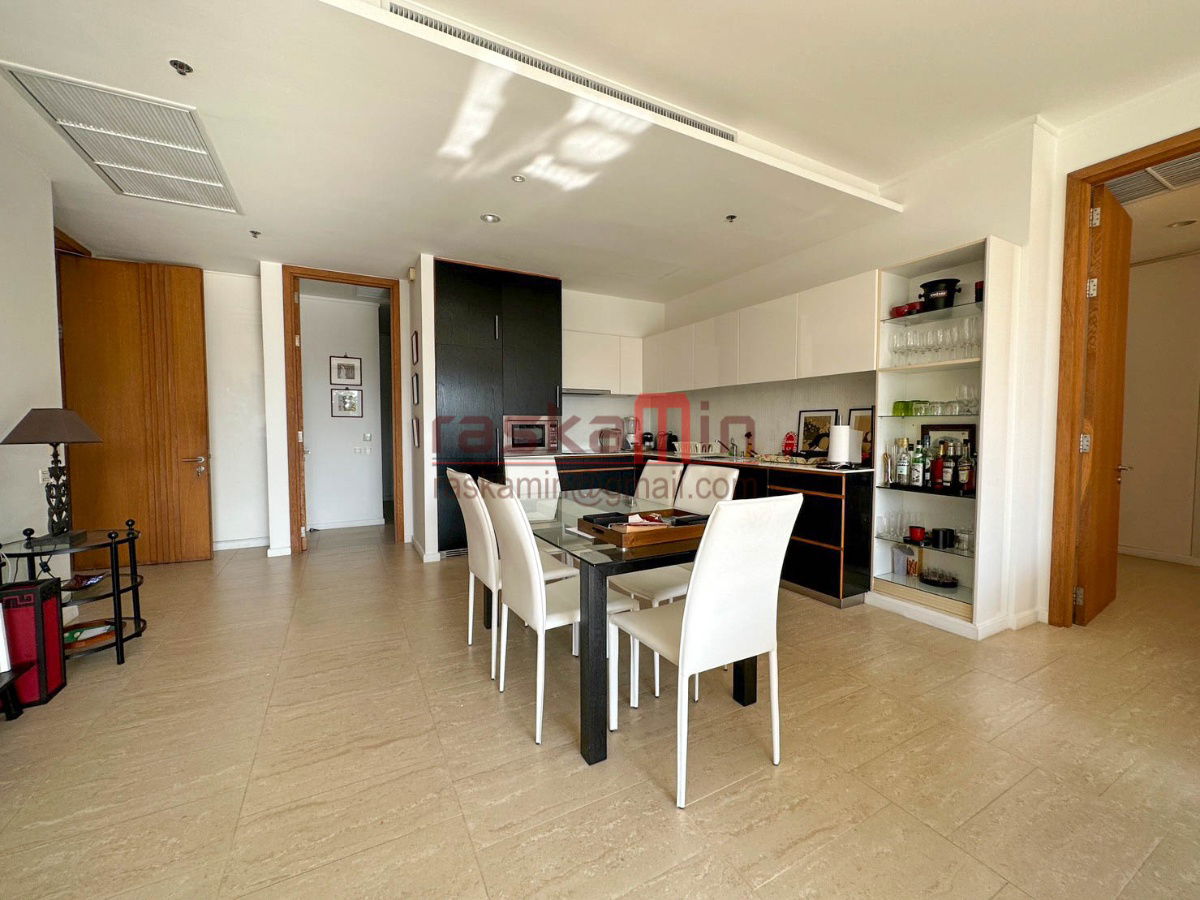 picture Northpoint Wongamat – Spacious 3-Bedroom Condo for Sale | Foreign Quota - 9/34