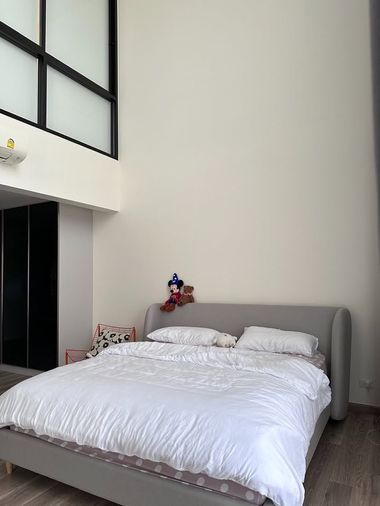 3-bed townhouse for rent, 212 sqm, 24 sq wah, DEMI Sathu 49