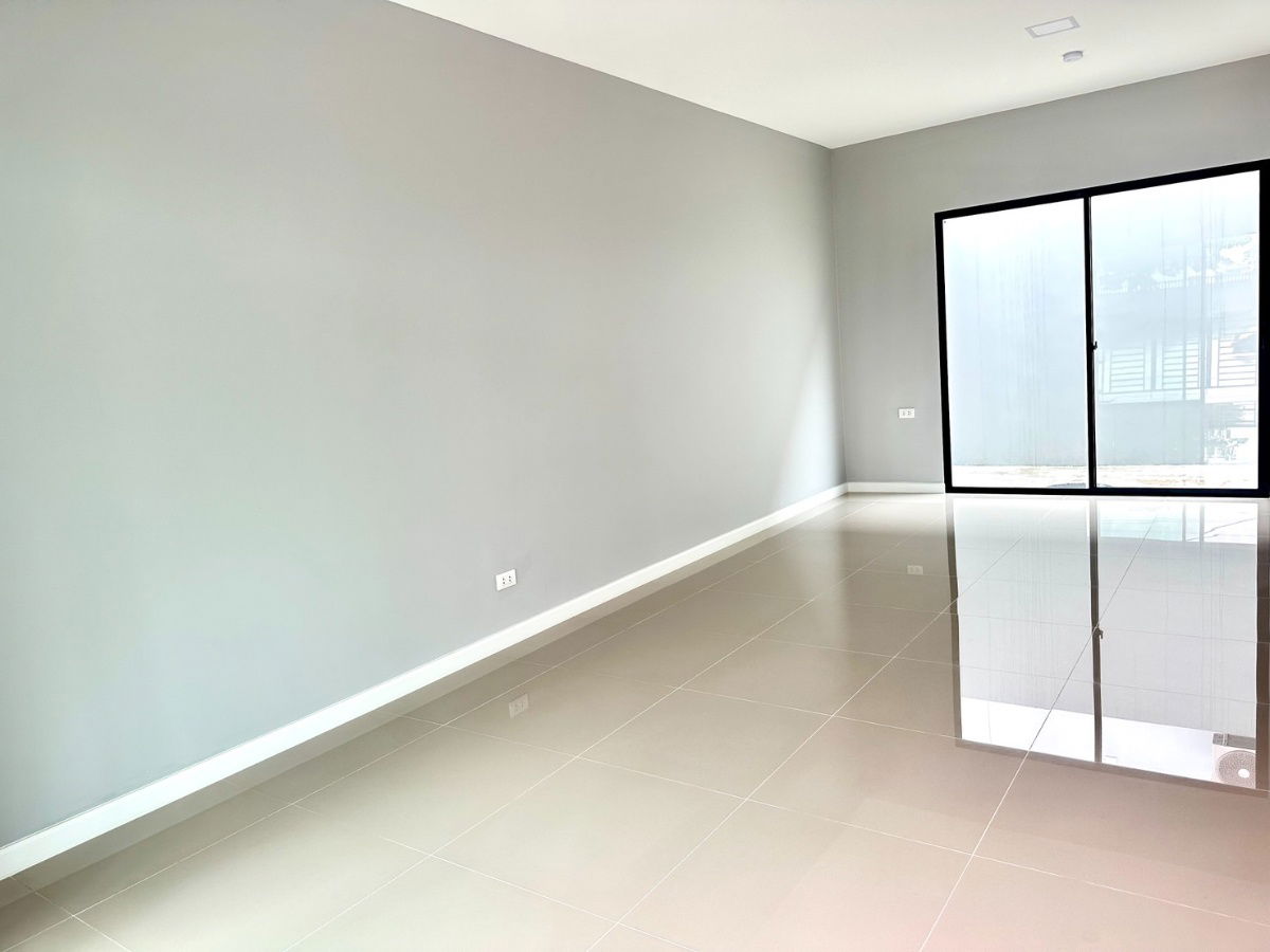 picture House for sale at Siri place Wongwaen Lamlukka-Ready to move in by Sansiri. - 4/24