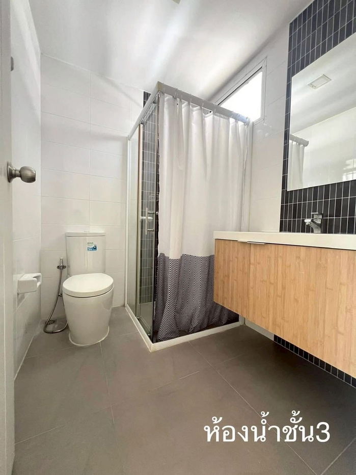รูป 📍ให้เช่าทาวน์โฮม 3 ชั้น | 3 ห้องนอน 3 ห้องน้ำ โครงการ พาทิโอ้ วงแหวน–อ่อนนุช 🔥 เช่า 20,000 บาท/เดือน   เพียง15นาทีถึงสนามบินสุวรรณภูมิ - รูปที่ 5/15