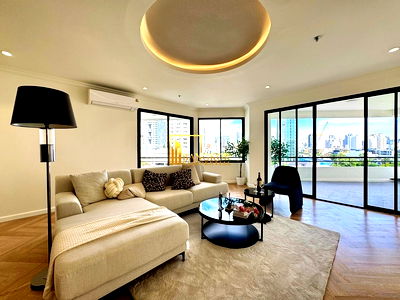 คอนโด BTS ทองหล่อ : Moon Tower | Renovated 3 Bedroom Condo For Sale in Ekkamai - BR2036CD