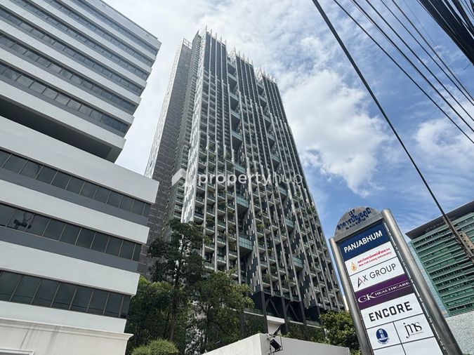 The Met Sathorn