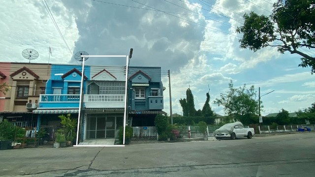 รูป HU6681 ขายทาวน์เฮ้าส์ บ้านฟ้ารังสิต คลอง 4 ปทุมธานี - รูปที่ 1/8