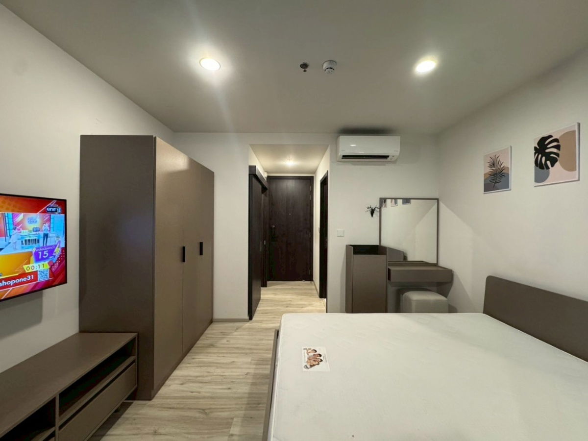 picture Condo for Rent : XT Huaikhwang  Schedule a viewing 👉 Line: @propertybkk1 - 5/11