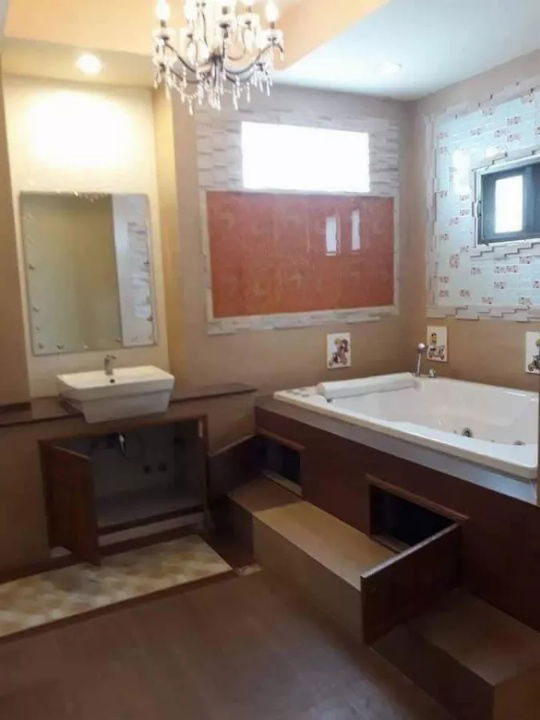 picture For Sale Bangkok House Ram Intra Bueng Kum BRE25370 - 8/21