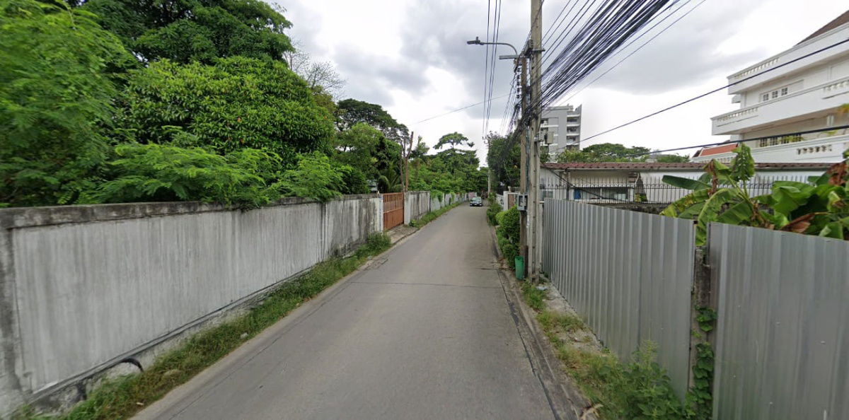 รูป ขายที่ดินเปล่า ซอย เพชรพระราม 3 หรือซอย ABC ใกล้สถานีรถไฟ ARL ! - รูปที่ 1/3