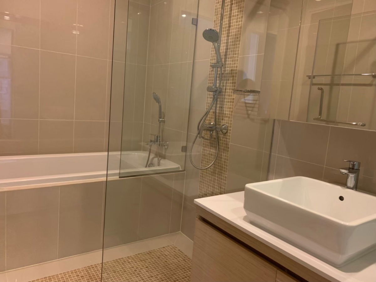 picture Q Asoke | MRT Phetchaburi (Vacant room, new room, ready to move in) - 11/13
