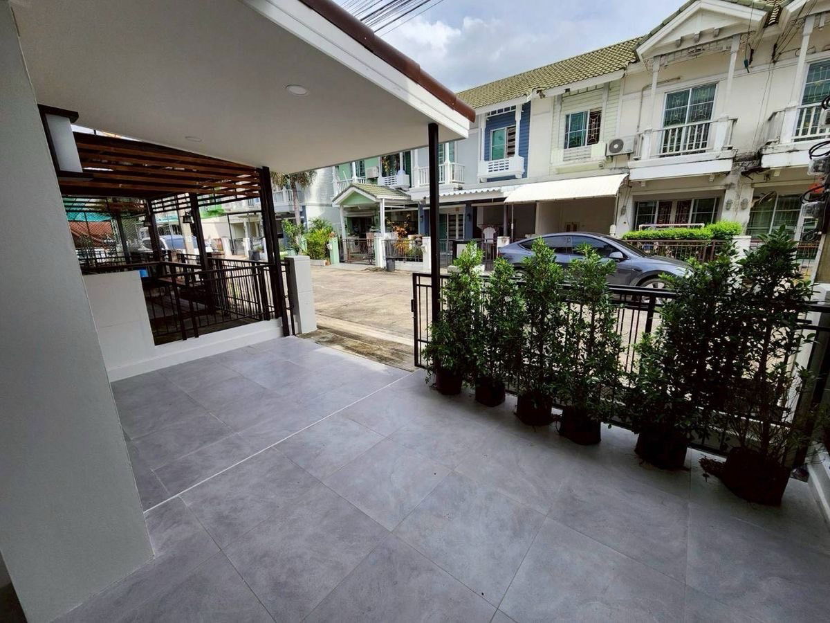 รูป ขายด่วน ทาวน์โฮม รีโนเวทใหม่ทั้งหลัง ม.เดอะวิลล่า ท่าอิฐ–รัตนาธิเบศร์ พร้อมเข้าอยู่ - รูปที่ 18/18