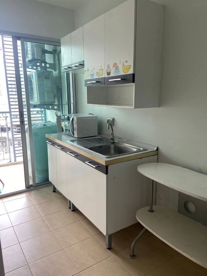 picture Condo for Rent near BTS Sapantaksin & Wongvianyai  11,000 Baht/Month - 12/20