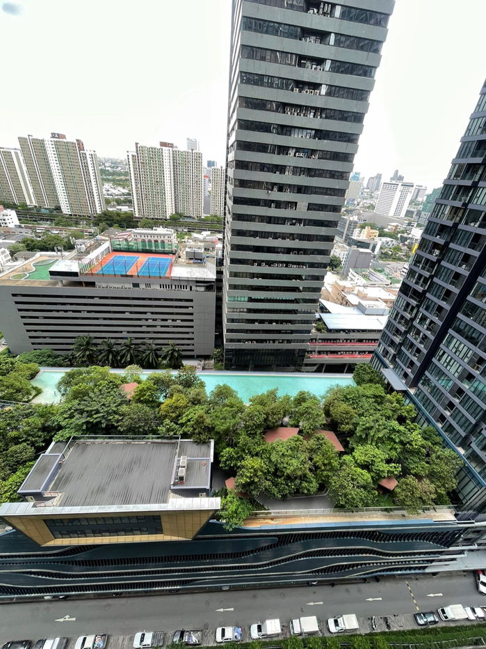 picture For Rent "  𝐍𝐮𝐞 𝐃𝐢𝐬𝐭𝐫𝐢𝐜𝐭 𝐑𝟗 " Size 30 Sqm. Floor 23 Near : MRT- Rama 9  - 20/20