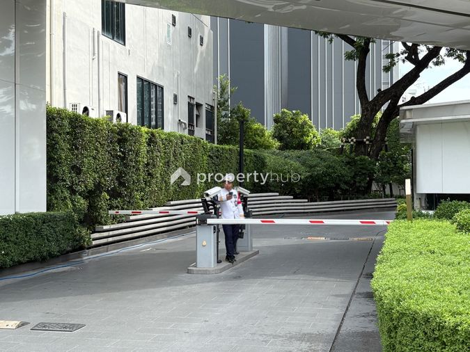 Park Origin Thonglor