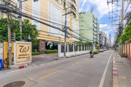 Project Wilshire Sukhumvit 22 Picture - 4/13