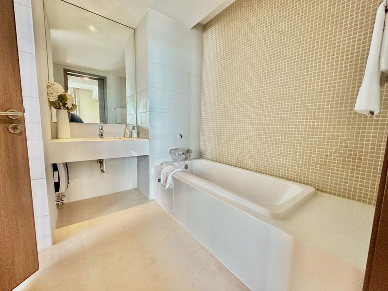 picture Condo for sale in Sriracha Marina Bay Front, cheap price, great  location, city center, next to the sea. - 13/16
