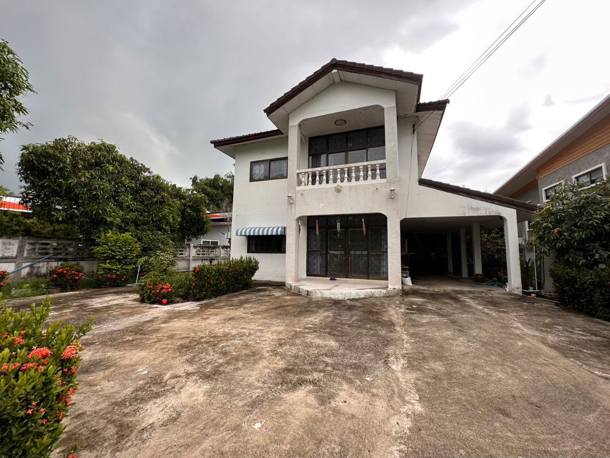 รูป ขายบ้านเดี่ยว 2 ชั้น 3 ห้องนอน พื้นที่ 117 ตารางวา บ้านพร้อมที่ดิน นครราชสีมา  - รูปที่ 2/16