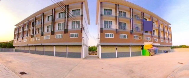 picture PTT Rama 2 Km.35 Thonburi-Pak Tho Samut Sakhon Hospital 3.6 km.  4-story commercial bu - 2/8