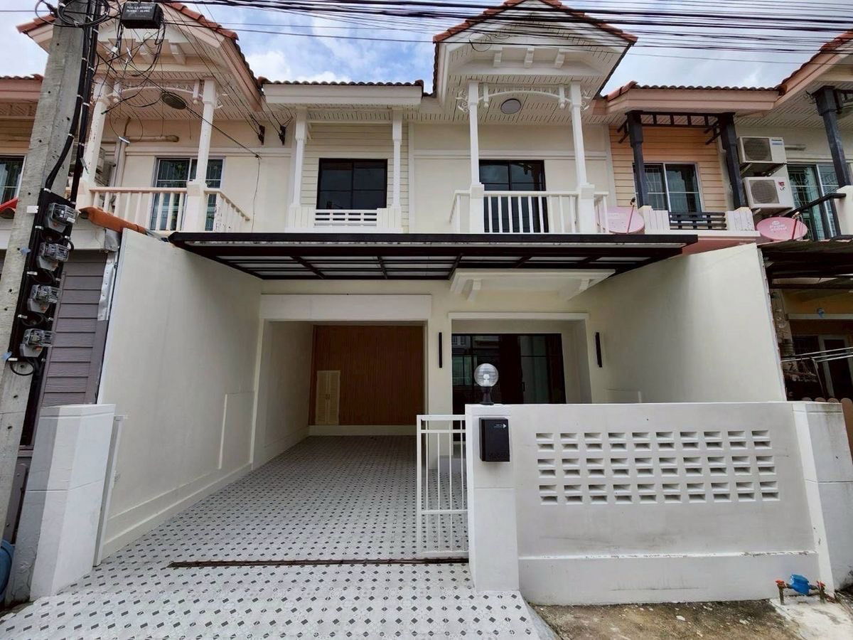 รูป ขายด่วน ทาวน์โฮม รีโนเวทใหม่ทั้งหลัง ม.เดอะวิลล่า ท่าอิฐ–รัตนาธิเบศร์ พร้อมเข้าอยู่ - รูปที่ 2/18