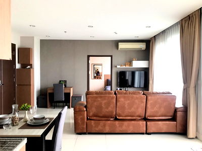 Condos for rent Si Racha Chonburi : Big room condo,2beds,Sea view,near shopping mall, nice,clean, fully furnished 