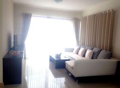 Houses for sale Chonburi : Sale!! House with tenant(house without tenant also available)Buy now and immediately receive25,000baht/month from existing long-term contract