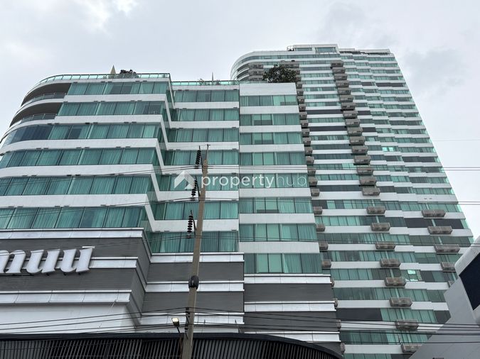 Eight Thonglor Residence