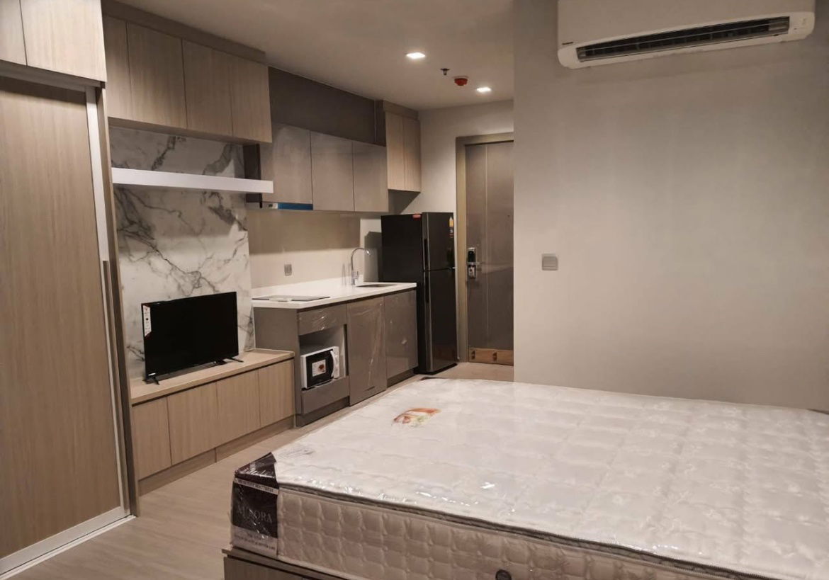 picture #R5475  🎉 040868 Condo for rent Life Asoke - Rama 9 - 2/9