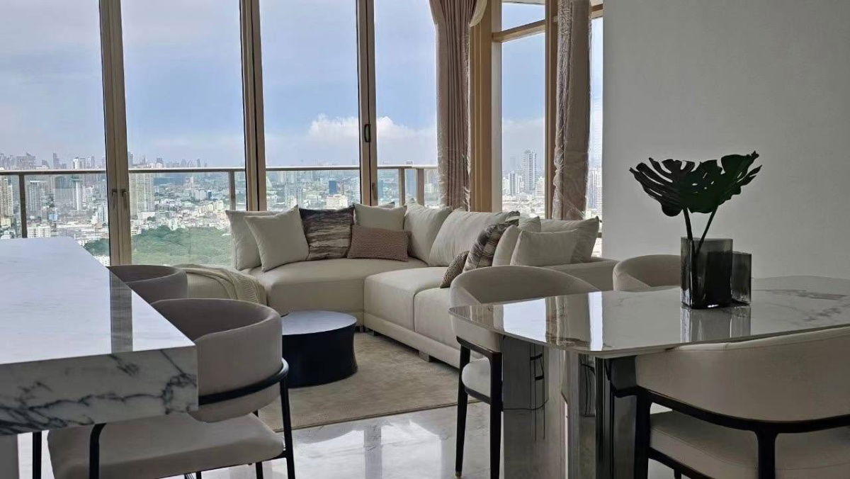รูป ปล่อยเช่า Four Seasons Private Residence รูปแบบห้อง: 1 ห้องนอน 2 ห้องน้ำ - รูปที่ 1/12