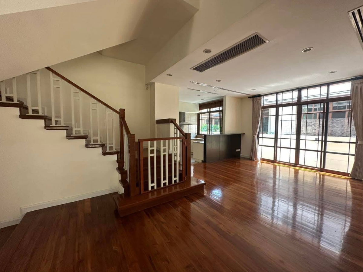 รูป ขายบ้านเดี่ยวสุขุมวิท บ้านแสนสิริ สุขุมวิท67 ใกล้ BTS เอกมัย 4ห้องนอน 5ห้องน้ำ มีห้องแม่บ้าน Baan Sansiri Sukhumvit67  0879074045 - รูปที่ 4/18