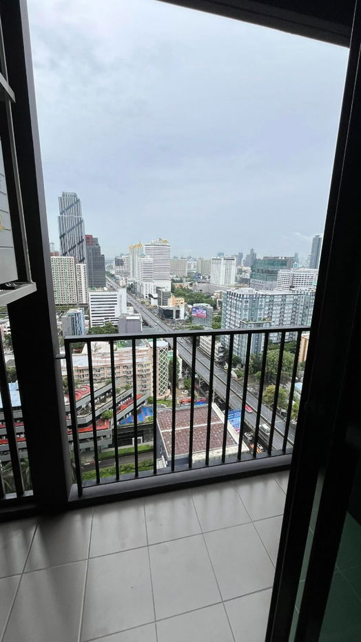picture 🟢Condo For Rent🟢Nue District R9 Rama 9 Zone MRT Rama 9 Full Furniture 1 bedroom 1 bathroom HOT!! - 4/7