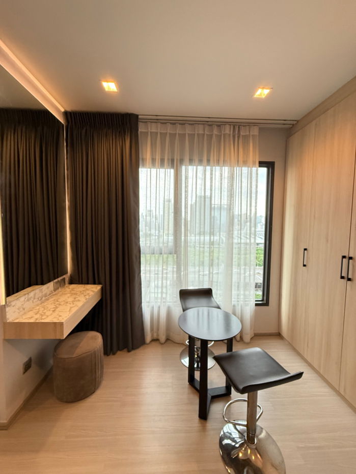 picture Condo for rent near MRT Pharam 9 station, Life Asoke Rama-9 condo, 1 Bedroom, fully furnished, very beautiful view! - 9/11