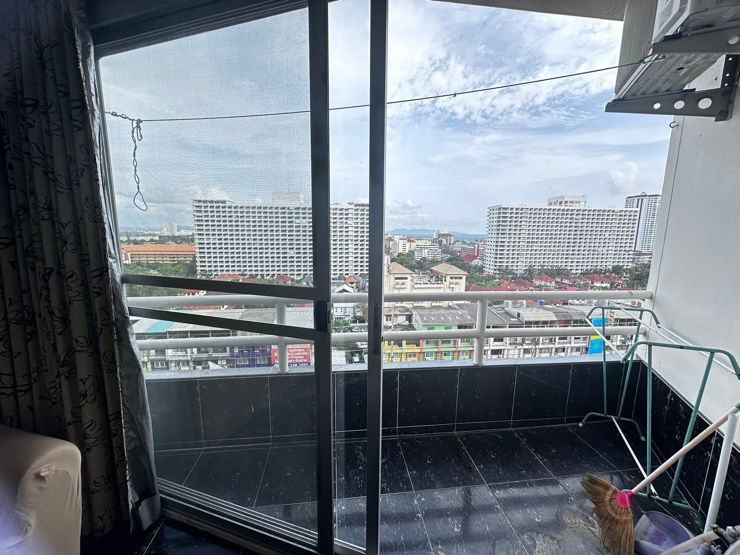 picture VIEW TALAY 1 B   CONDOMINIUMS  - 20/21