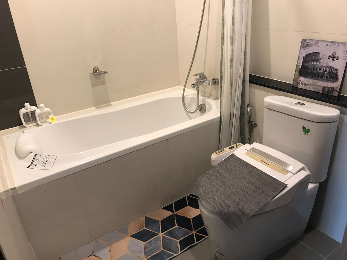 รูป คอนโดหรู ห้องใหญ่ 2bed วิวทะเล ติดห้างซุปเปอร์มาเก็ต สวย สะอาด ตกแต่งพร้อมเข้าอยู่ - รูปที่ 8/20