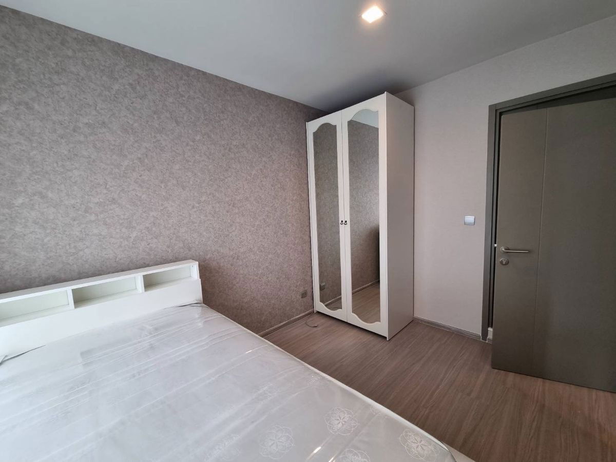 picture MRT rama 9 300 m. Price  33,000 Baht Condo Life Asoke Hype ( Rental ) - 6/10