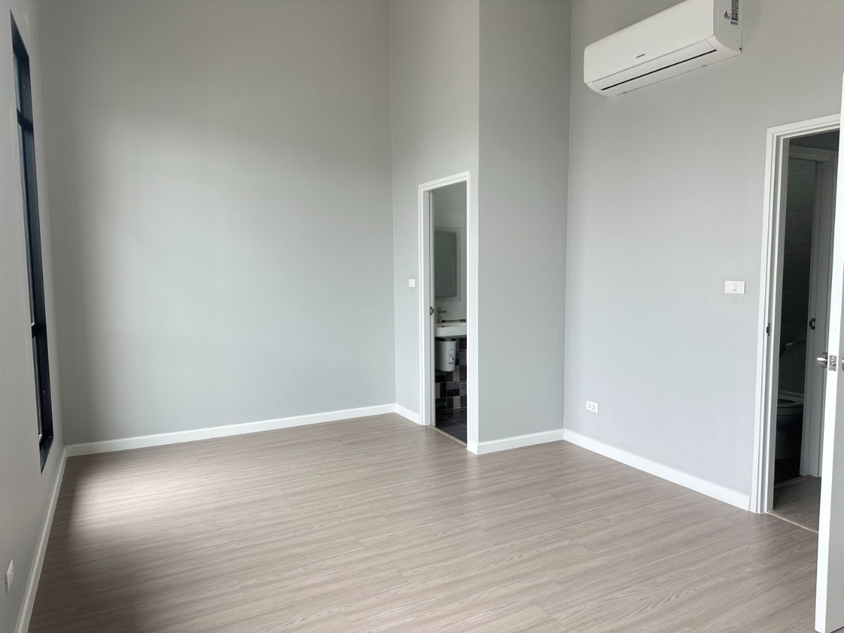 picture House for sale at Siri place Wongwaen Lamlukka-Ready to move in by Sansiri. - 19/24