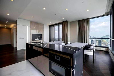 เช่าคอนโด สุขุมวิท 36 : ปล่อยเช่าคอนโด The Esse Sukhumvit 36  3 bedrooms 3 bathrooms