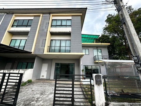 🏡 ขายทาวน์โฮม 3 ชั้น หลังริม พื้นที่เยอะ The Connect Up 3 วงแหวน-บางแค 