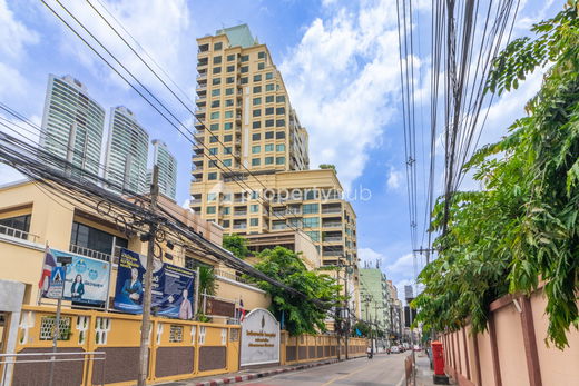 Project Wilshire Sukhumvit 22 Picture - 1/13