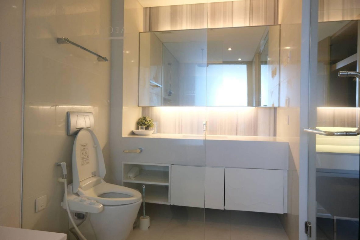 รูป Aequa Sukhumvit 49 ห้องนี้เลี้ยงสัตว์ได้ ♥ ขนาด 60 ตรม. ห้องใหญ่ สไตล์มินิมอล สนใจนัดชมโทรได้เลยครับ - รูปที่ 8/9