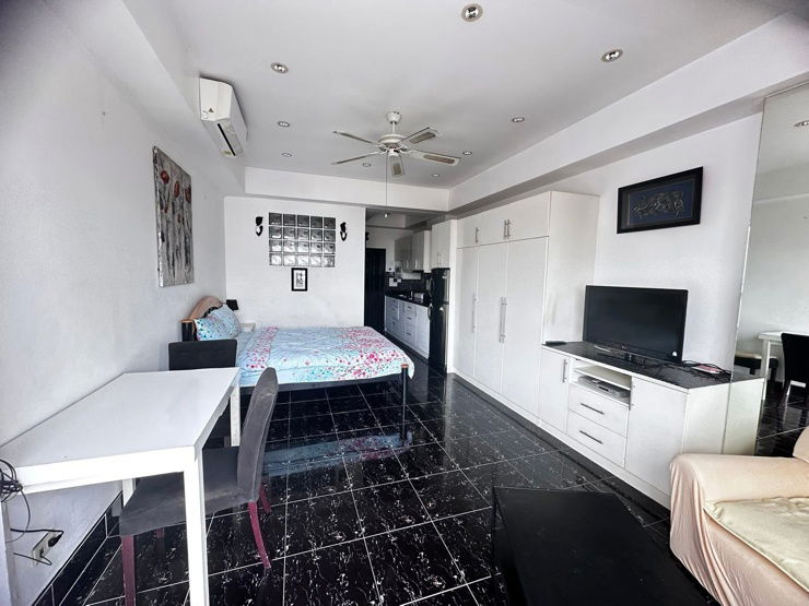 picture VIEW TALAY 1 B   CONDOMINIUMS  - 16/21