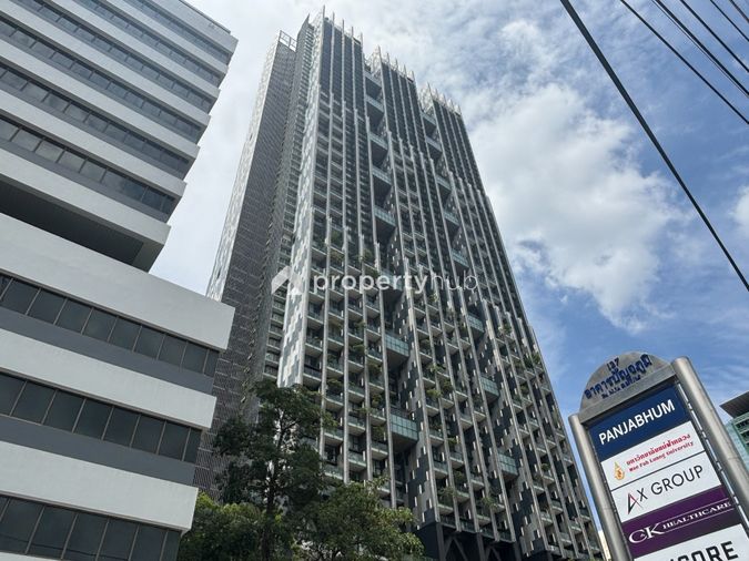 The Met Sathorn