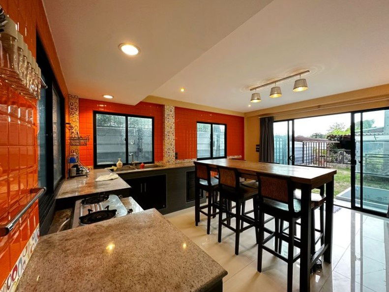 picture For Sale! 3‑Storey Townhome with Spacious Area at The Connect Up 3 Wongwaen–Bangkae - 4/16