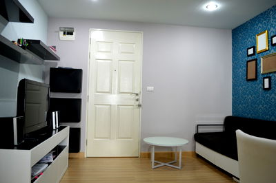 Condos for rent Ladprao Hospital : Lovely cosy room, newly renovated, good location