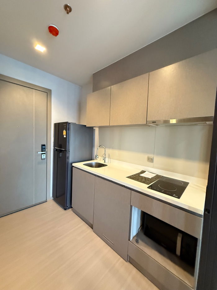 picture Condo for rent near MRT Pharam 9 station, Life Asoke Rama-9 condo, 1 Bedroom, fully furnished, very beautiful view! - 5/11