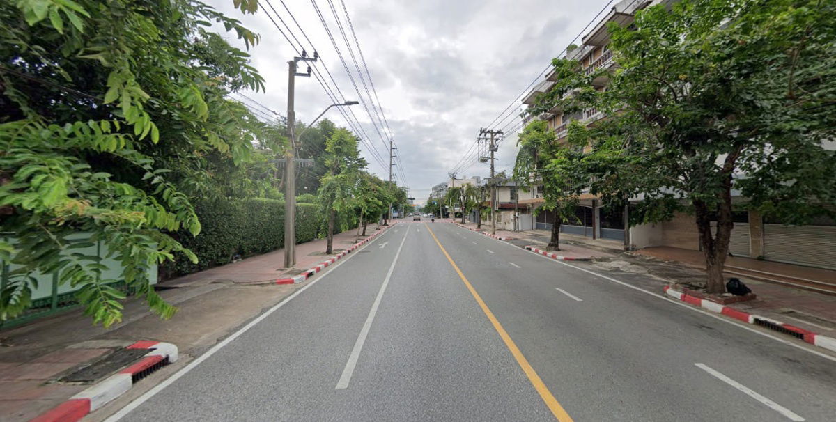 รูป ขายบ้าน ถนนนครไชยศรี (ดุสิต) ! - รูปที่ 1/3