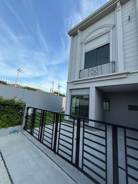 ข้อมูลประกาศ 🏡ขายบ้านโครงการแสนสิริ ทำเลใกล้ห้างเมกาบางนา ใกล้บางนา-ตราด เพียง 3กิโลเมตร โครงการ สิริเพลส เมกาบางนา