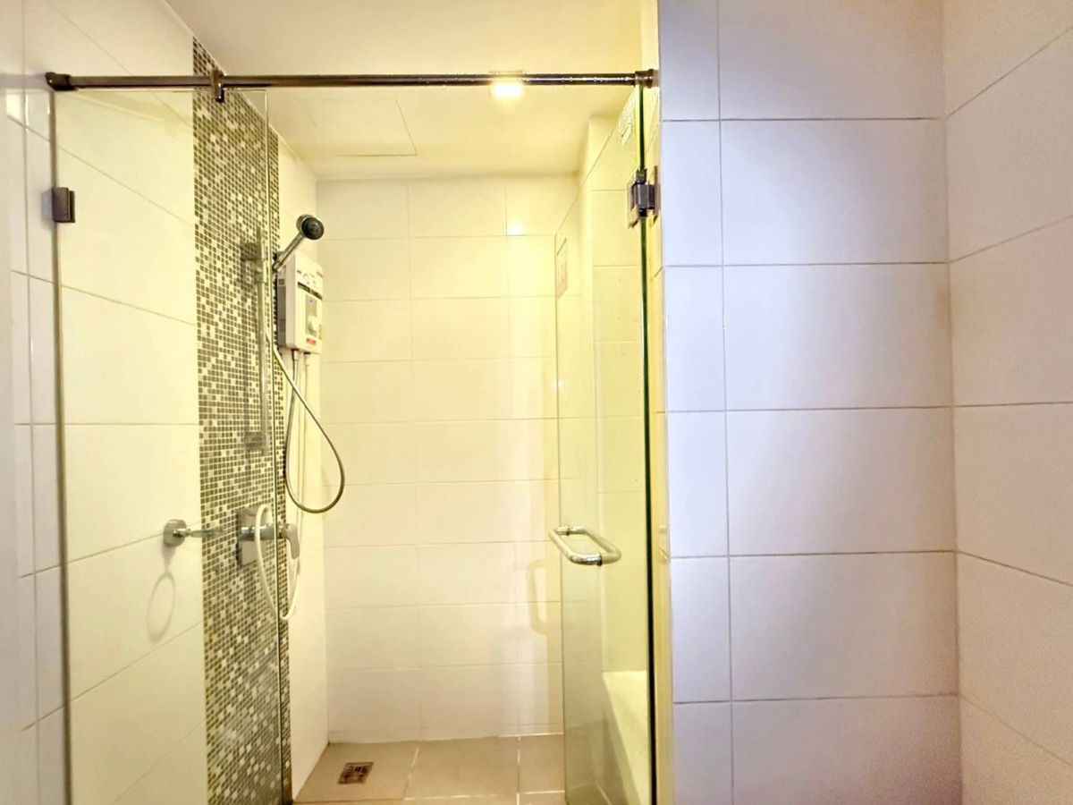 รูป ให้เช่า 𝗠𝗲𝘁𝗿𝗼 𝗟𝘂𝘅𝗲 𝗥𝗶𝘃𝗲𝗿𝗳𝗿𝗼𝗻𝘁 รัตนาธิเบศร์ 🏡 𝟵,𝟱𝟬𝟬 เฟอร์ครบ มีเครื่องซักผ้า พร้อมอยู่‼️#ตอบแชทไว 🔥🔥รหัส C213 - รูปที่ 4/6