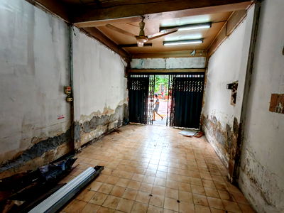 เช่าอาคารพาณิชย์ กรุงเทพมหานคร : เช่าตึกแถว ถนนสมเด็จเจ้าพระยา คลองสาน