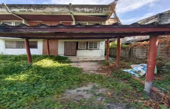 รูป ขายที่ดิน+บ้านเก่า เนื้อที่ 75 ตร.ว. หมู่บ้านเมืองทอง 4 ซ.ปุณณวิถี 53 (สุขุมวิท 101)  ทำเลดี อยู่ใจกลางเมือง - รูปที่ 5/12