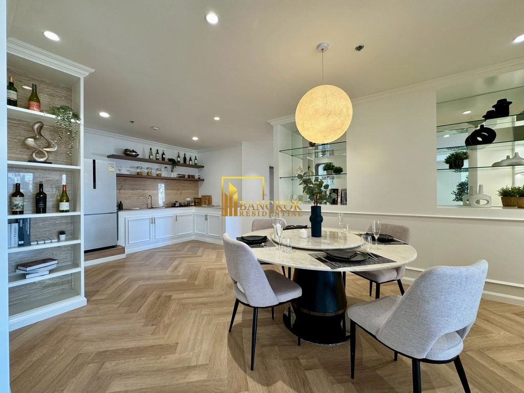 รูป Moon Tower | Renovated 3 Bedroom Condo For Sale in Ekkamai - BR2036CD - รูปที่ 11/42